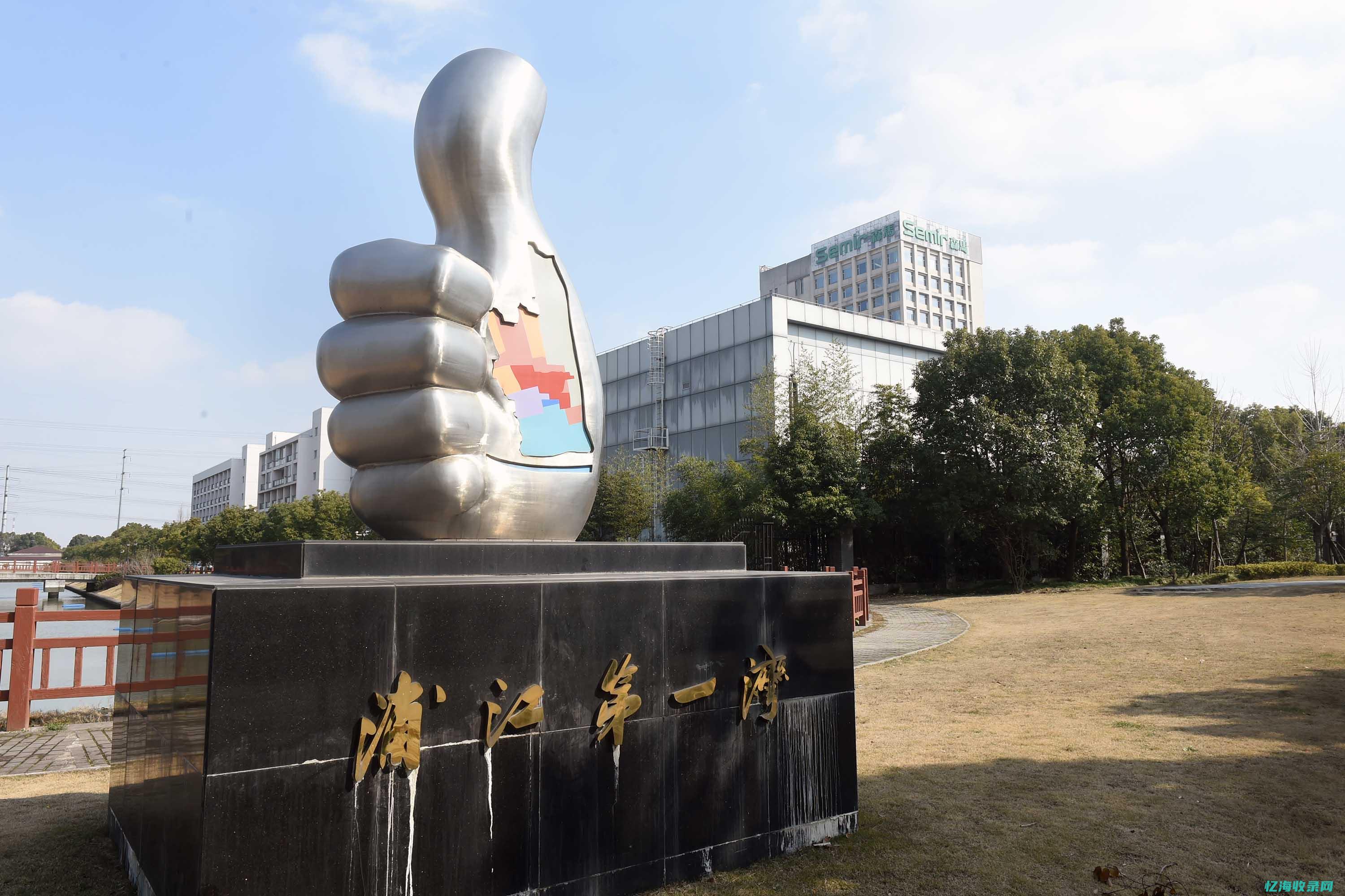 合川森马店在哪里