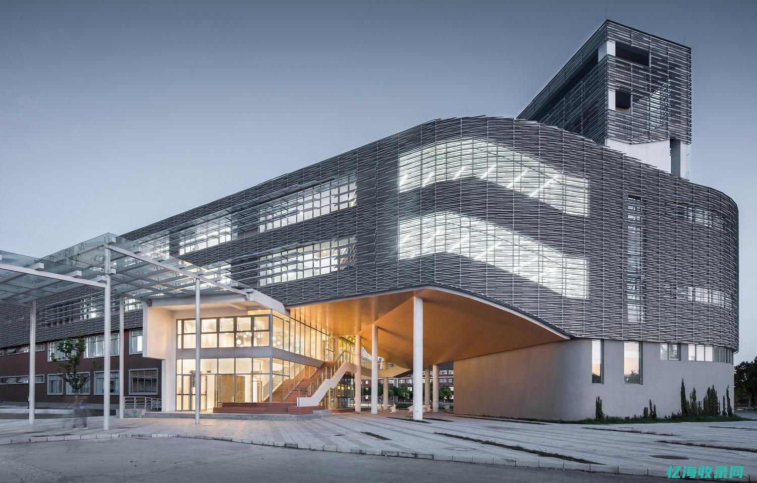 盐城外国语学院