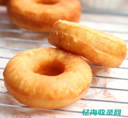 面包屑英文怎么说